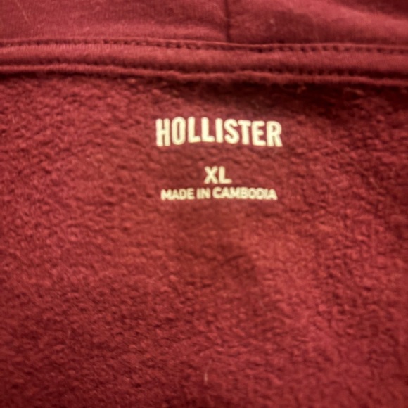 Hollister Y2K fur zip up - Picture 2 of 2